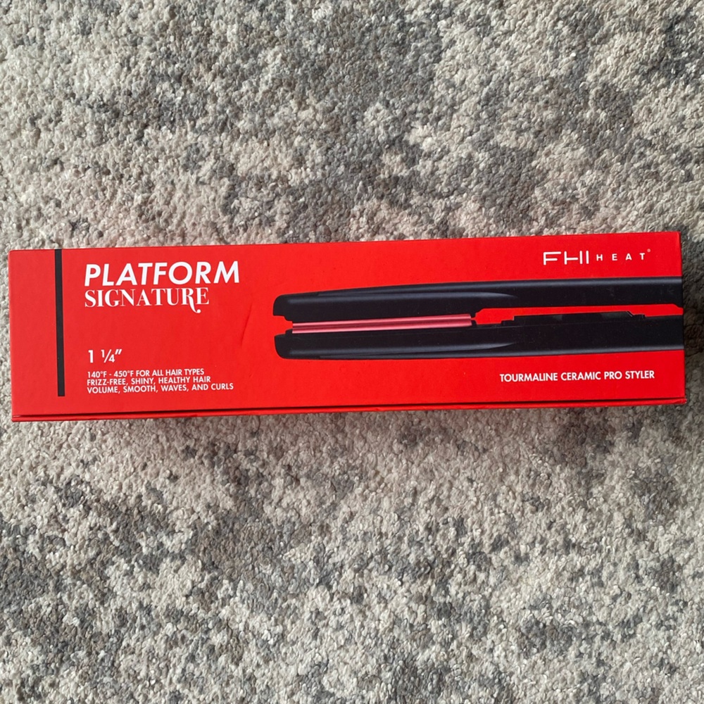 FHI Heat PLATFORM COLLECTION Platform Signature Pro Styler - 1 1/4"